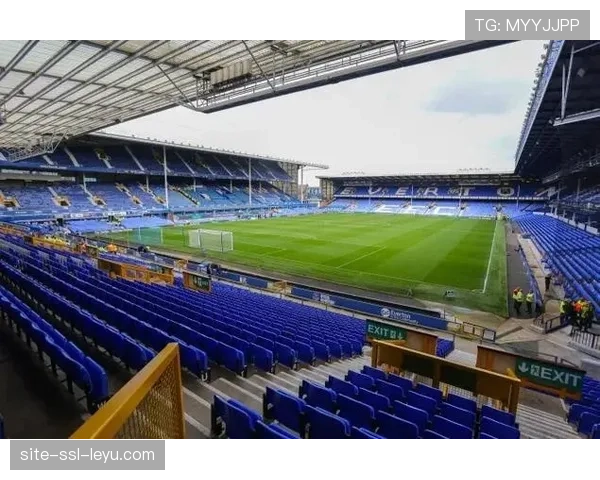 埃弗顿新球场布拉姆利-摩尔码头球场通过最终安全验收 埃弗顿新球场布拉姆利-摩尔码头球场通过最终安全验收