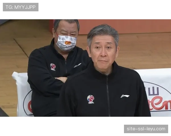 【2026年4月CBA联赛·人物·专访深圳队主帅郑永刚接受专访,谈球队年轻化进程 【2026年4月CBA联赛·人物·专访深圳队主帅郑永刚接受专访,谈球队年轻化进程